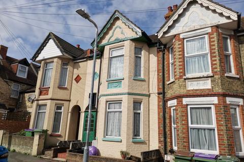 3 Russell Road, Folkestone, CT19 5RJ