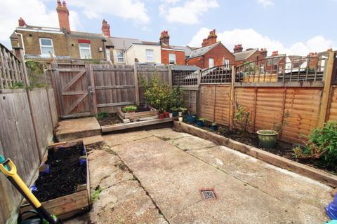 3 Russell Road, Folkestone, CT19 5RJ