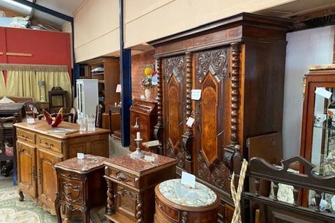 Retail property (high street) for sale, French Antique Furniture Dealer Located In Wootton Wawen