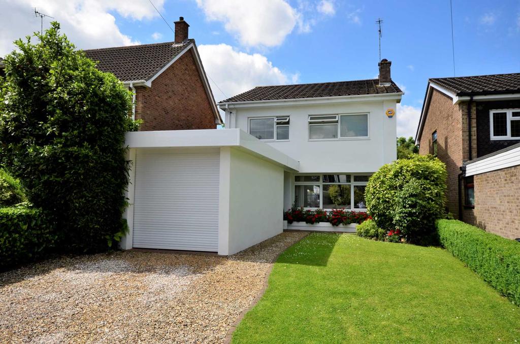 Juniper Close, Billericay 4 bed detached house £669,995