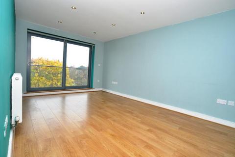 2 bedroom flat to rent, Woolners Way, Stevenage, SG1