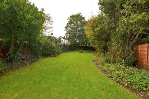 undefined, Hermon Hill, Wanstead, E11