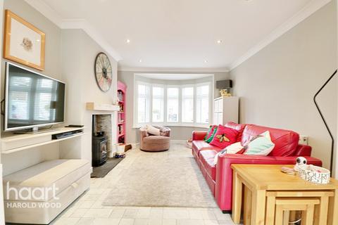 35 Mascalls Lane, Brentwood, CM14 5LR