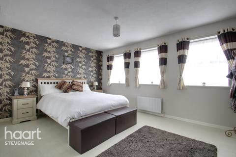 71 Sparrow Drive, Stevenage, SG2 9FB
