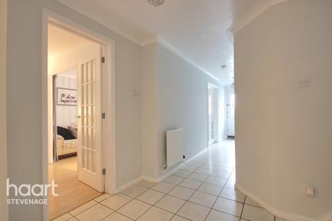 71 Sparrow Drive, Stevenage, SG2 9FB