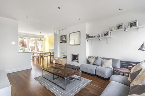 1 Stambourne Way, London, SE19 2PY