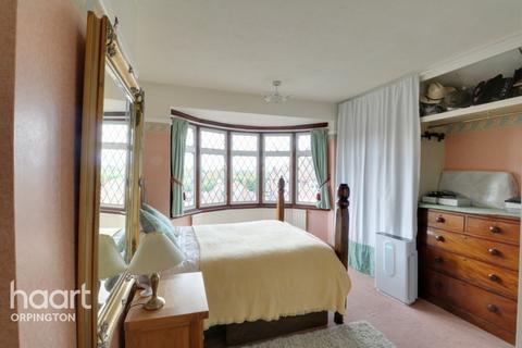 37 High Beeches, Orpington, BR6 6EE