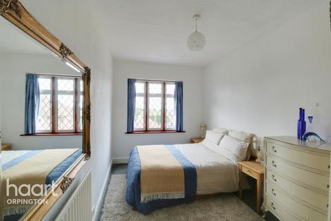 37 High Beeches, Orpington, BR6 6EE