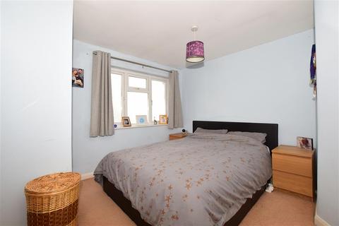 Avondale Dorking Road, Tadworth, KT20 5SA