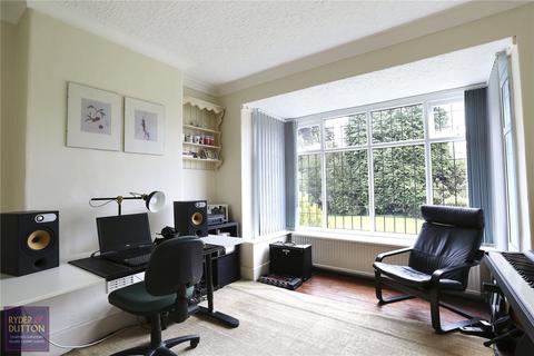 2 Thornley Lane, Grotton, Oldham, OL4 5RP
