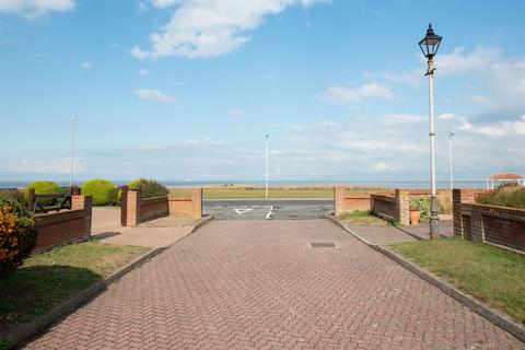 6 Anna Park, Birchington, CT7 9LP