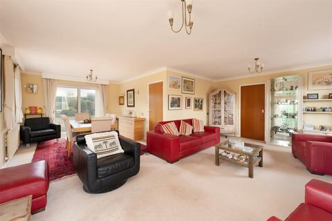 6 Anna Park, Birchington, CT7 9LP
