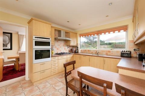 6 Anna Park, Birchington, CT7 9LP