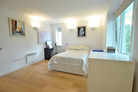 2 bedroom apartment to rent, 31 Hillcrest Road, South Woodford, E18
