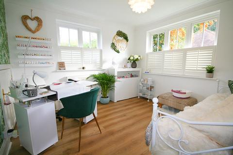 Santa Rosa Guildford Road, Loxwood, Billingshurst, RH14 0SF
