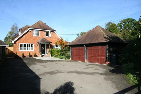 Santa Rosa Guildford Road, Loxwood, Billingshurst, RH14 0SF