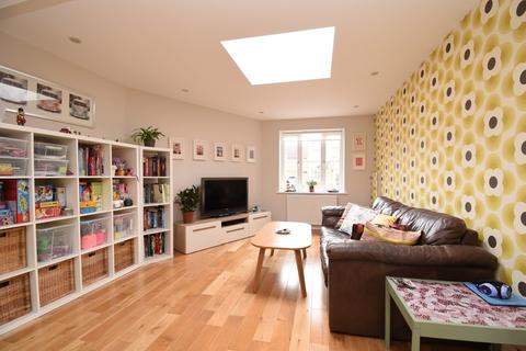 21 Blackdown Close, Stevenage, SG1 6AY