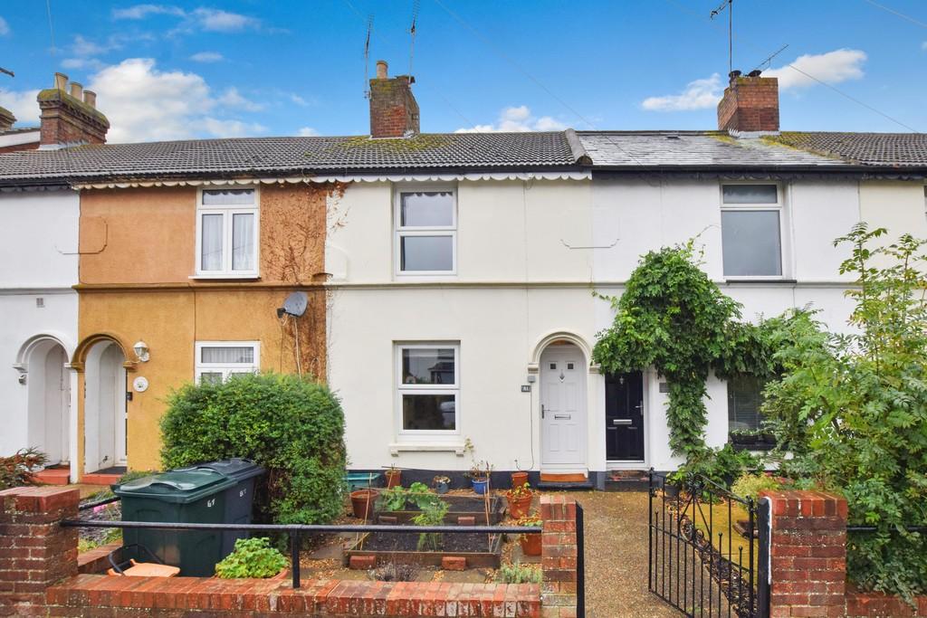 Romney Road, Willesborough 3 bed terraced house £230,000