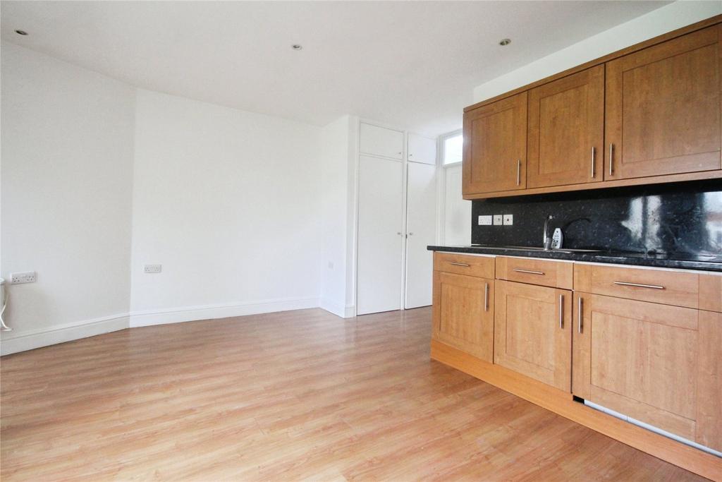 Reception/Kitchen