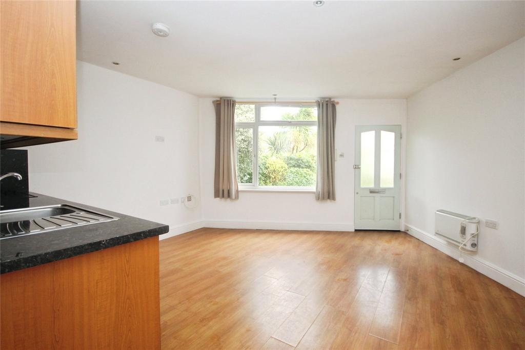 Reception/Kitchen