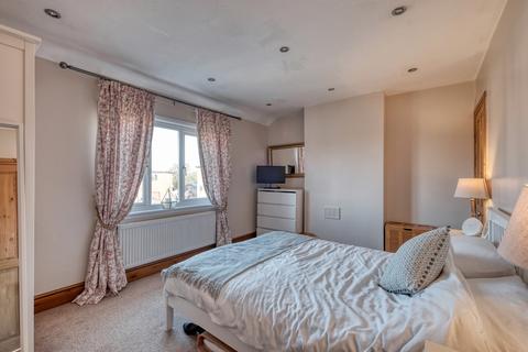 1 Chandlers Close, Redditch, B97 5HU