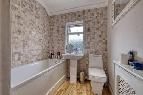 13 Crown Meadow, Lower Broadheath, Worcester, WR2 6QJ