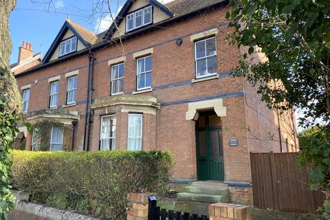 27 Alexandra Road, Gloucester, GL1 3DR