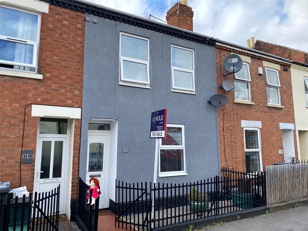 Alfred Street, Gloucester, GL1 2 bed terraced house £150,000