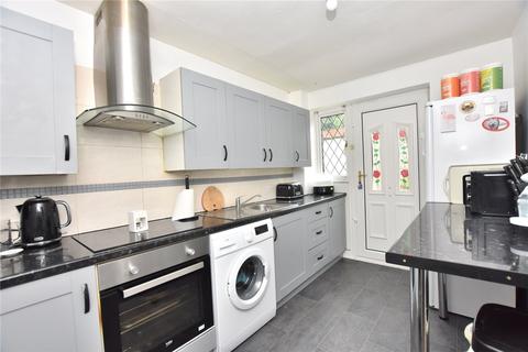 56 Cliffe Park Crescent, Leeds, LS12 4XB