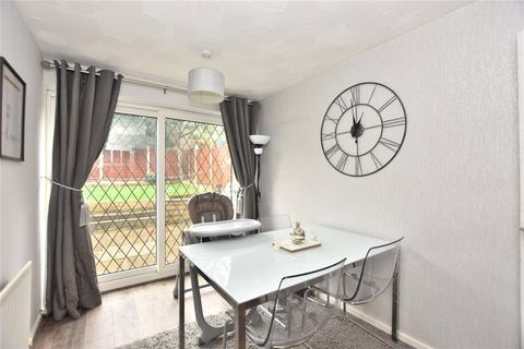 56 Cliffe Park Crescent, Leeds, LS12 4XB