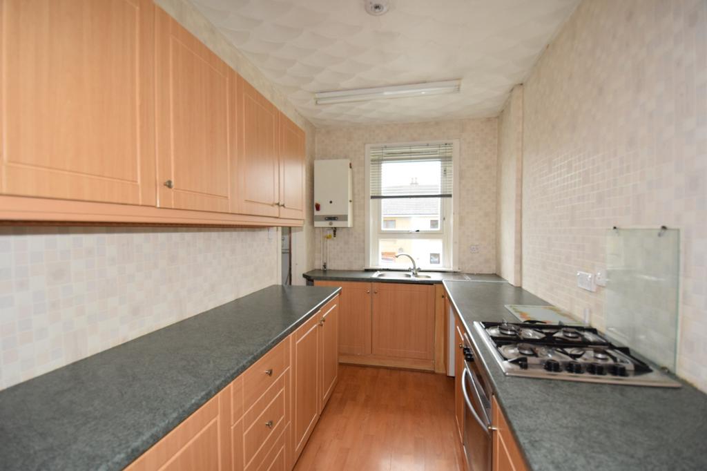 157 Neilsland Oval, Old Pollok, Glasgow, G53 3 bed flat £79,995