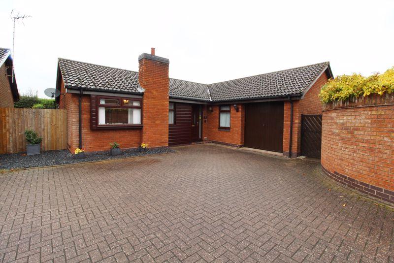 Stonnall Gate, Aldridge 3 bed detached bungalow £375,000