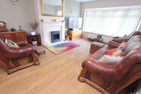 5 Connaught Close, Walsall, WS5 3PR