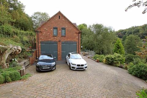 10 Cherry Tree Hill, Coalbrookdale, Telford, TF8 7EF