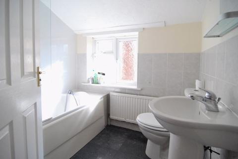 107 Oxford Road, Gloucester, GL1 3EE