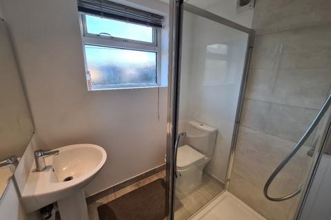 undefined, Oakleigh Avenue, Edgware, HA8