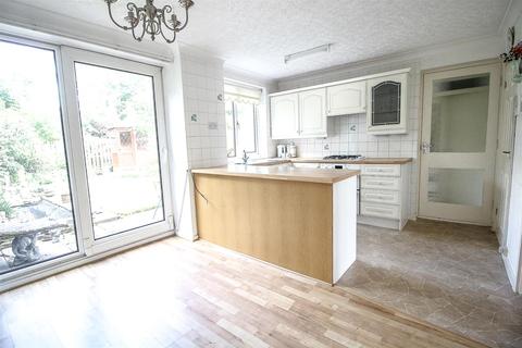 8 Allensmore Close, Redditch, B98 0AS