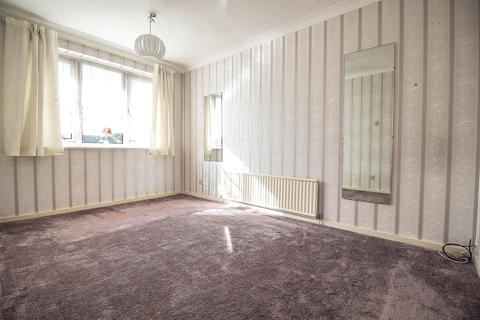 8 Allensmore Close, Redditch, B98 0AS