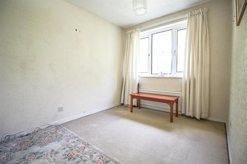 8 Allensmore Close, Redditch, B98 0AS