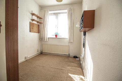 8 Allensmore Close, Redditch, B98 0AS