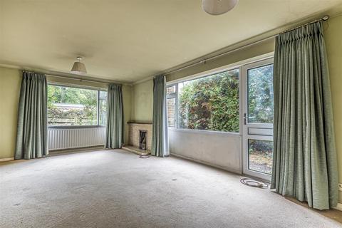 6 Bridge Road, Rudgwick, Horsham, RH12 3HD