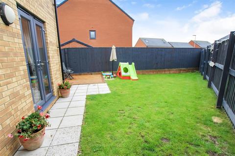 14 Bluestone Close, Newton Aycliffe, DL5 4FG
