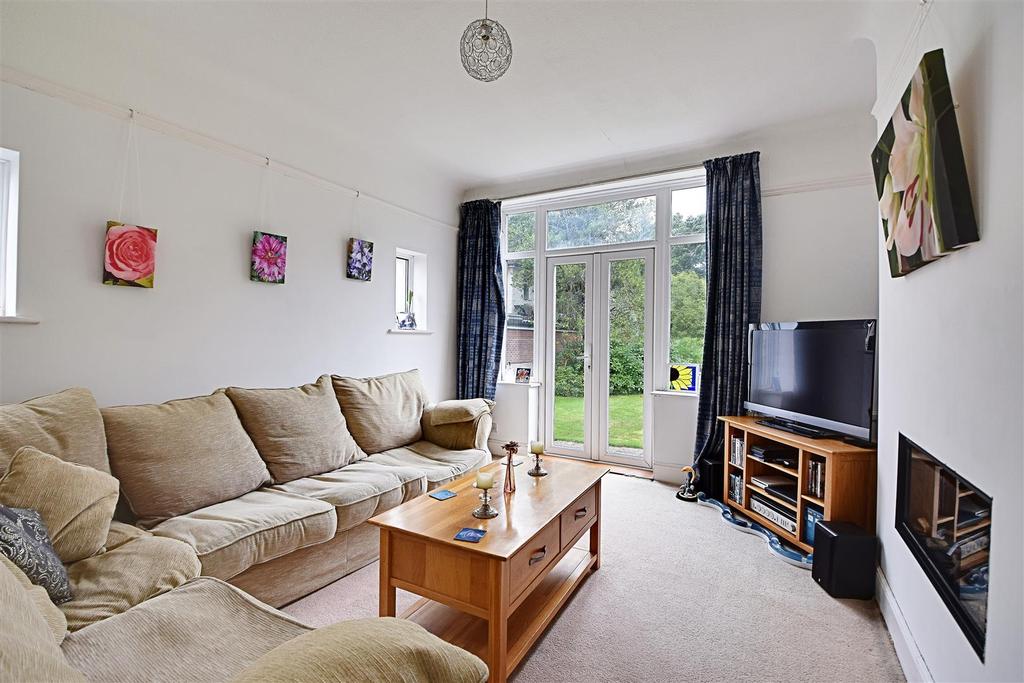 Warwick Road, BexhillOnSea 3 bed detached house £545,000