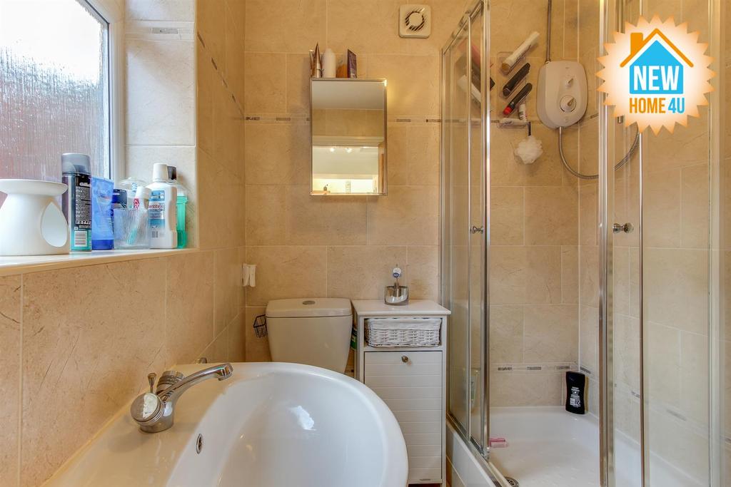 Family bathroom: