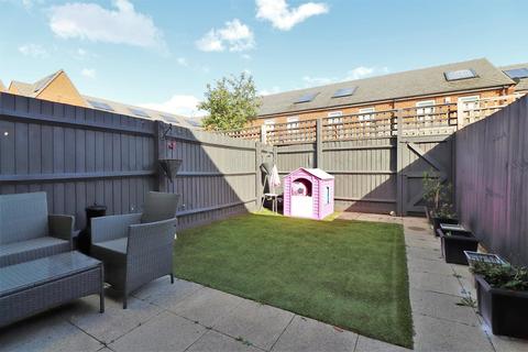 7 Siddeley Road, Crayford, Dartford, DA1 4FX