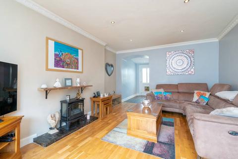 108 Edmonstone Road, Danderhall, Dalkeith, EH22 1QX