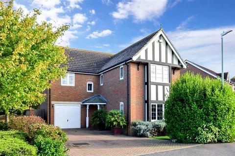 9 Flamingo Drive, Herne Bay, CT6 5RY