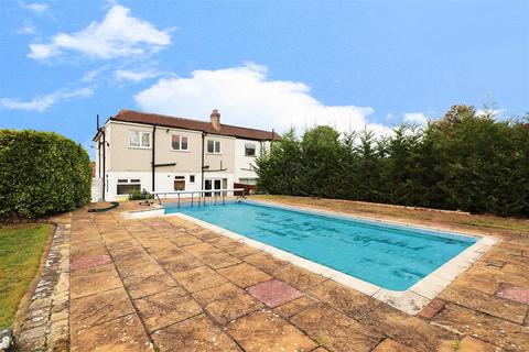 10 Horley Close, Bexleyheath, DA6 7HS