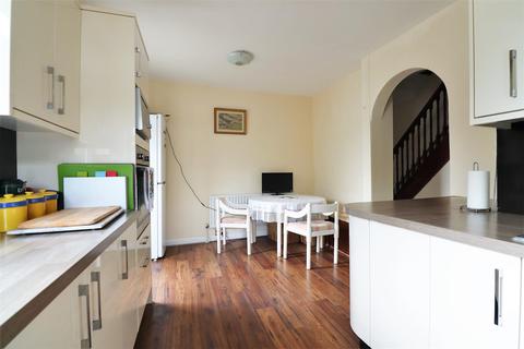 10 Horley Close, Bexleyheath, DA6 7HS