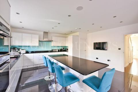 1 Barr Road, Potters Bar, EN6 5PG